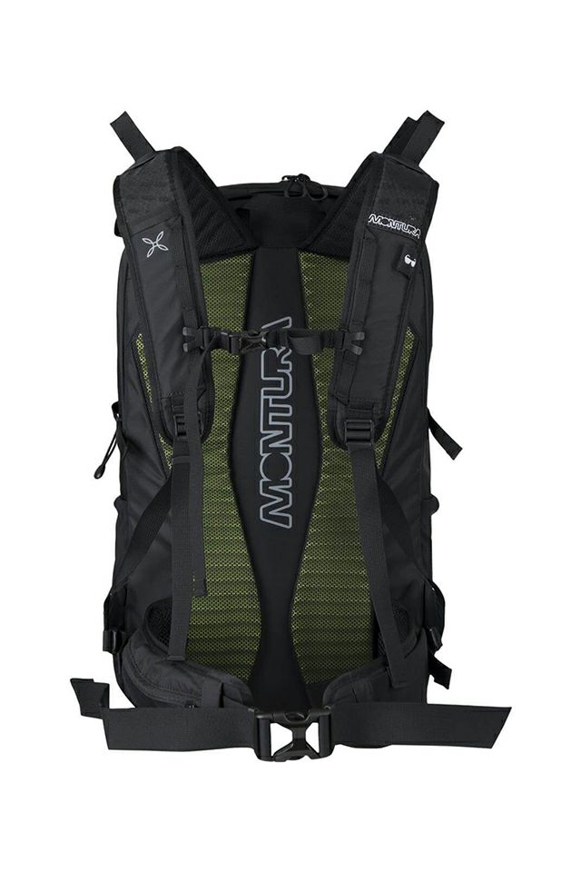 BEYOND ピラ 25 バックパックBEYOND PILA 25 BACKPACK | MONTURA